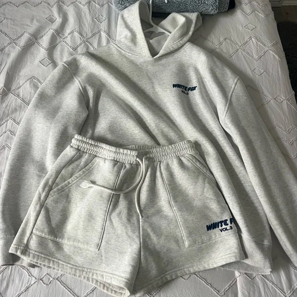 White Fox Boutique Hoodie and Shorts Set - Picture 2 of 2